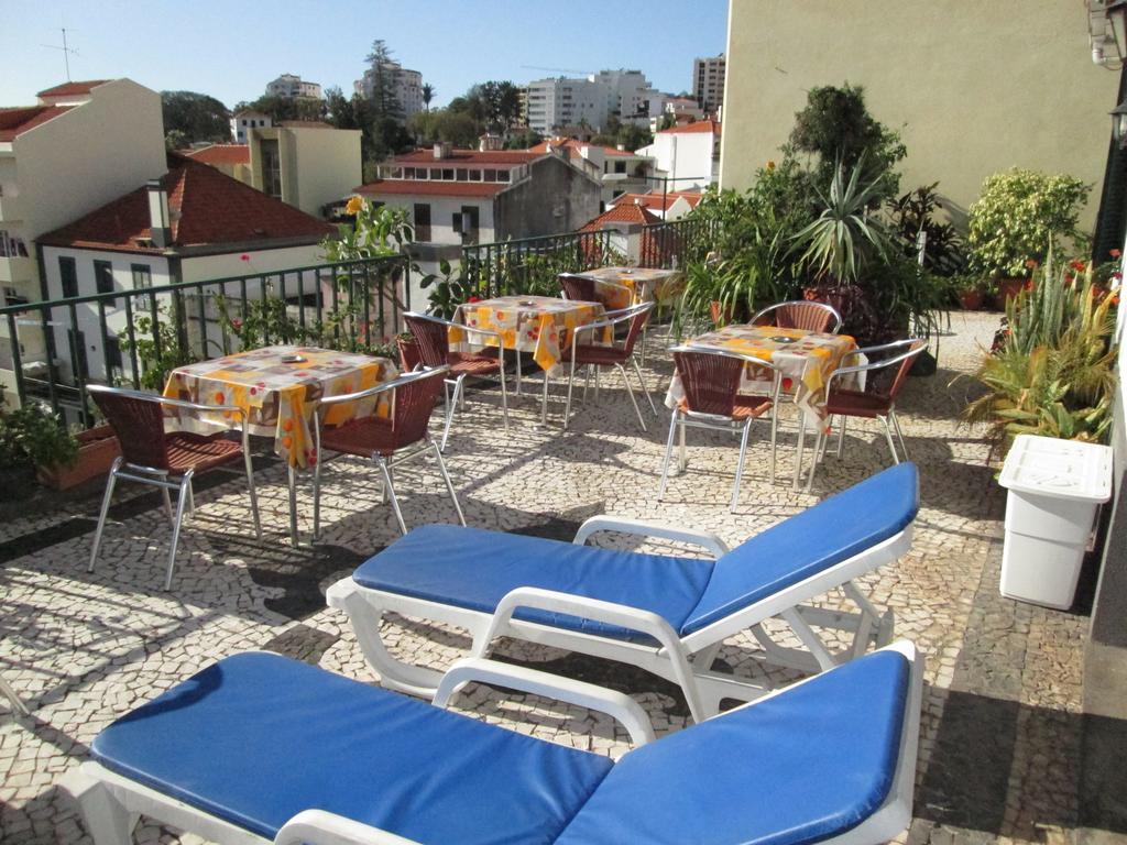 Pensao Residencial Vila Teresinha Funchal  Esterno foto
