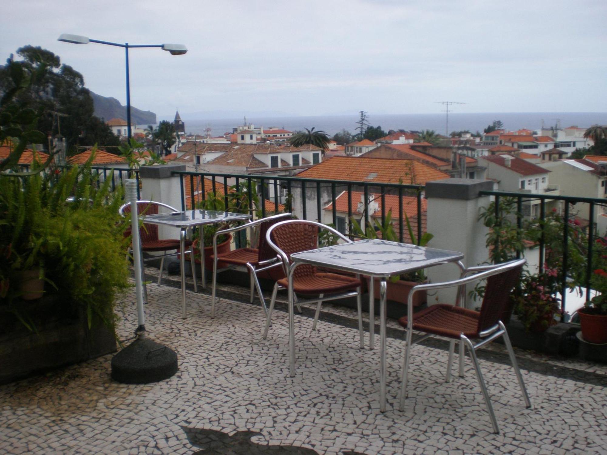 Pensao Residencial Vila Teresinha Funchal  Esterno foto