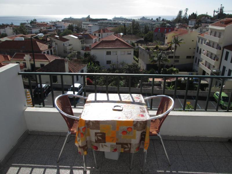 Pensao Residencial Vila Teresinha Funchal  Esterno foto