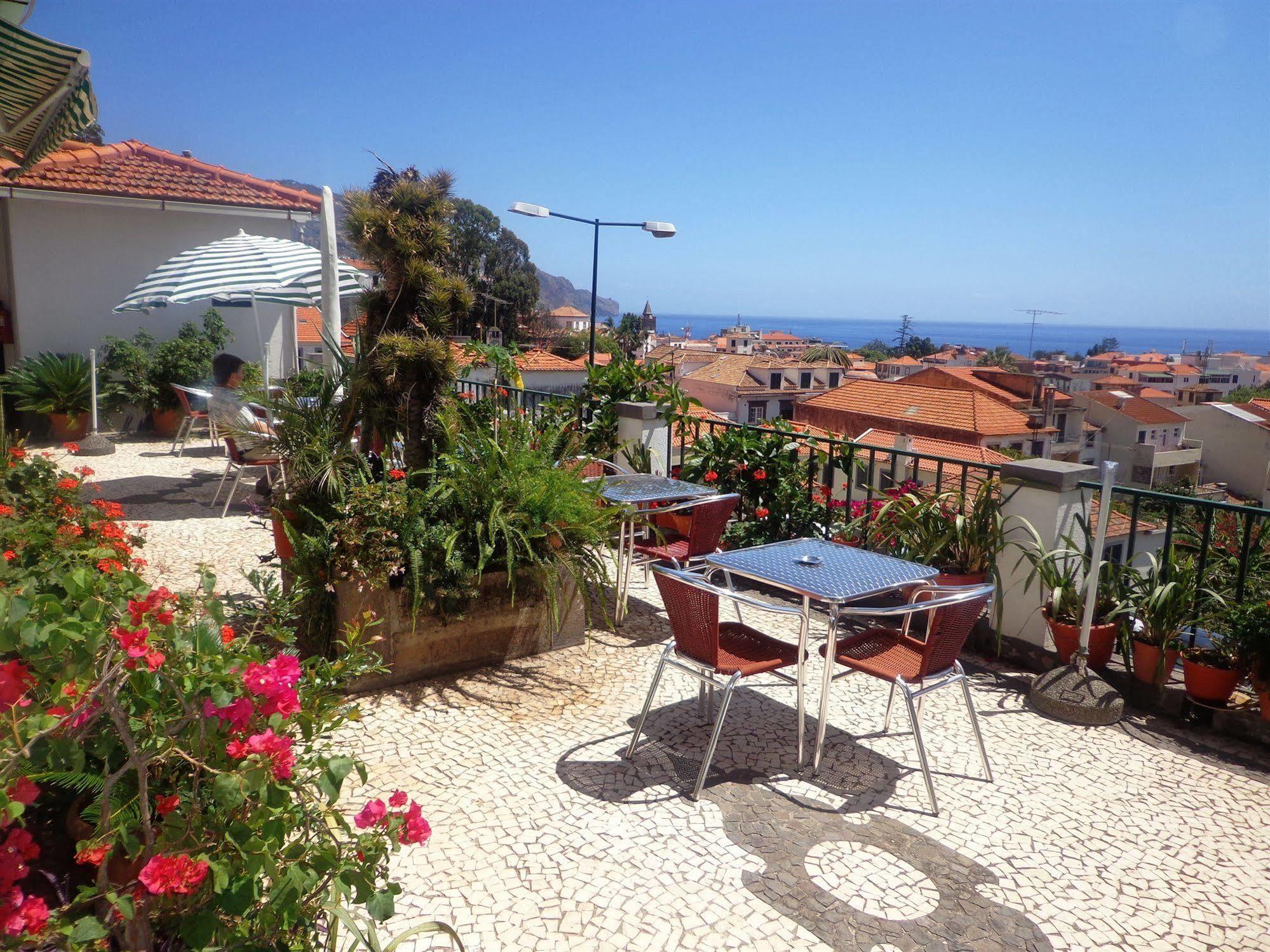 Pensao Residencial Vila Teresinha Funchal  Esterno foto