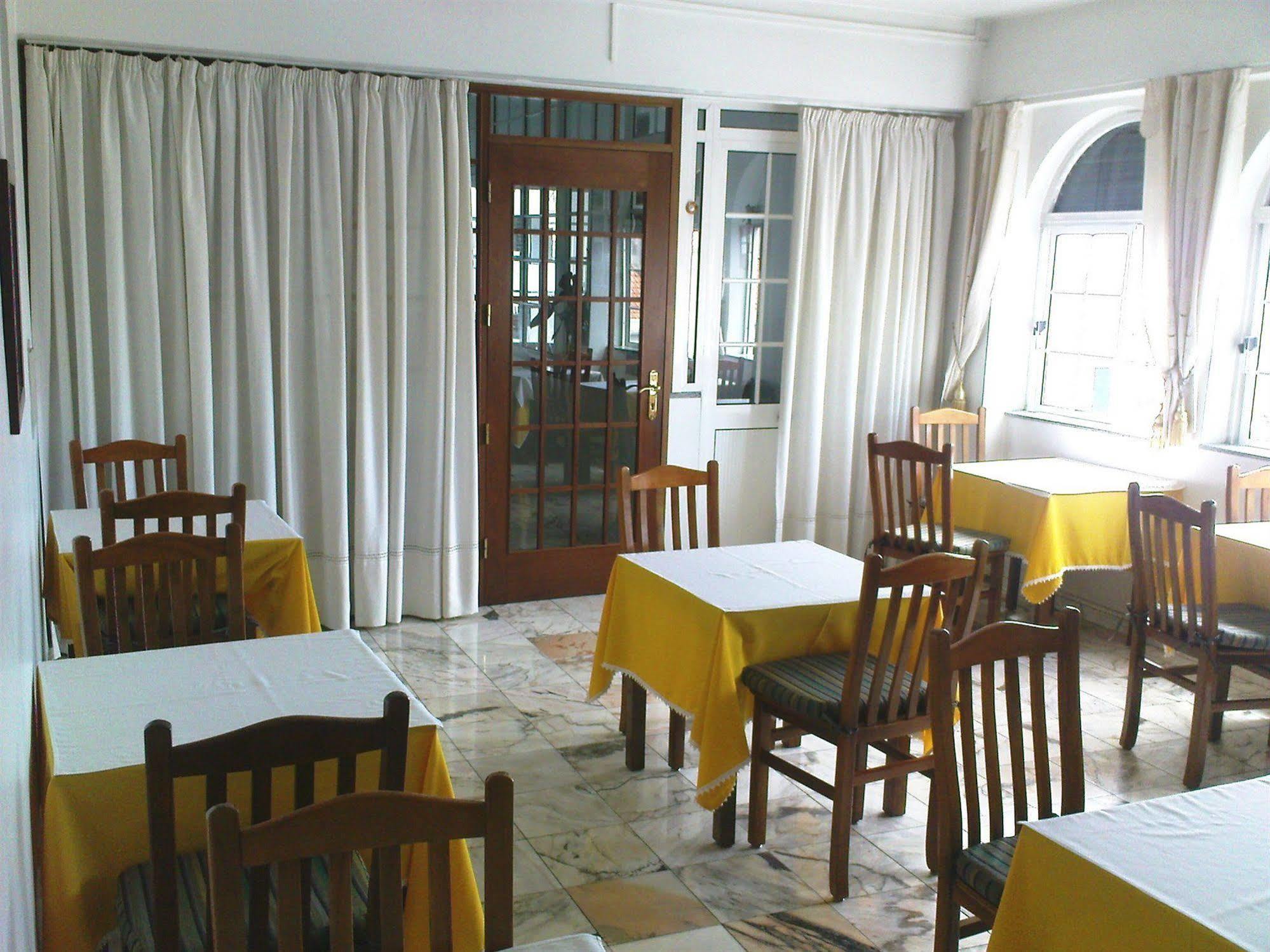 Pensao Residencial Vila Teresinha Funchal  Esterno foto