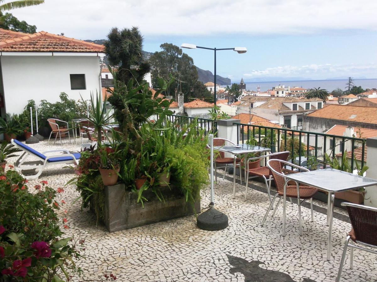 Pensao Residencial Vila Teresinha Funchal  Esterno foto